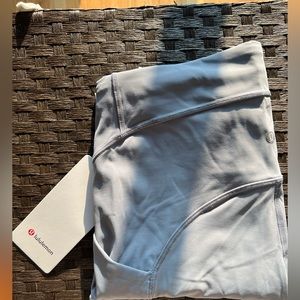 Lululemon Leggings size 6 NWT